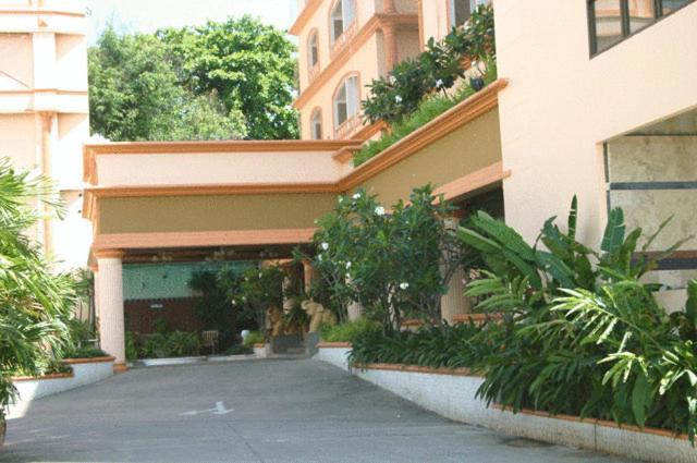 Chiangmai Ratanakosin Hotel Chiang Mai Extérieur photo