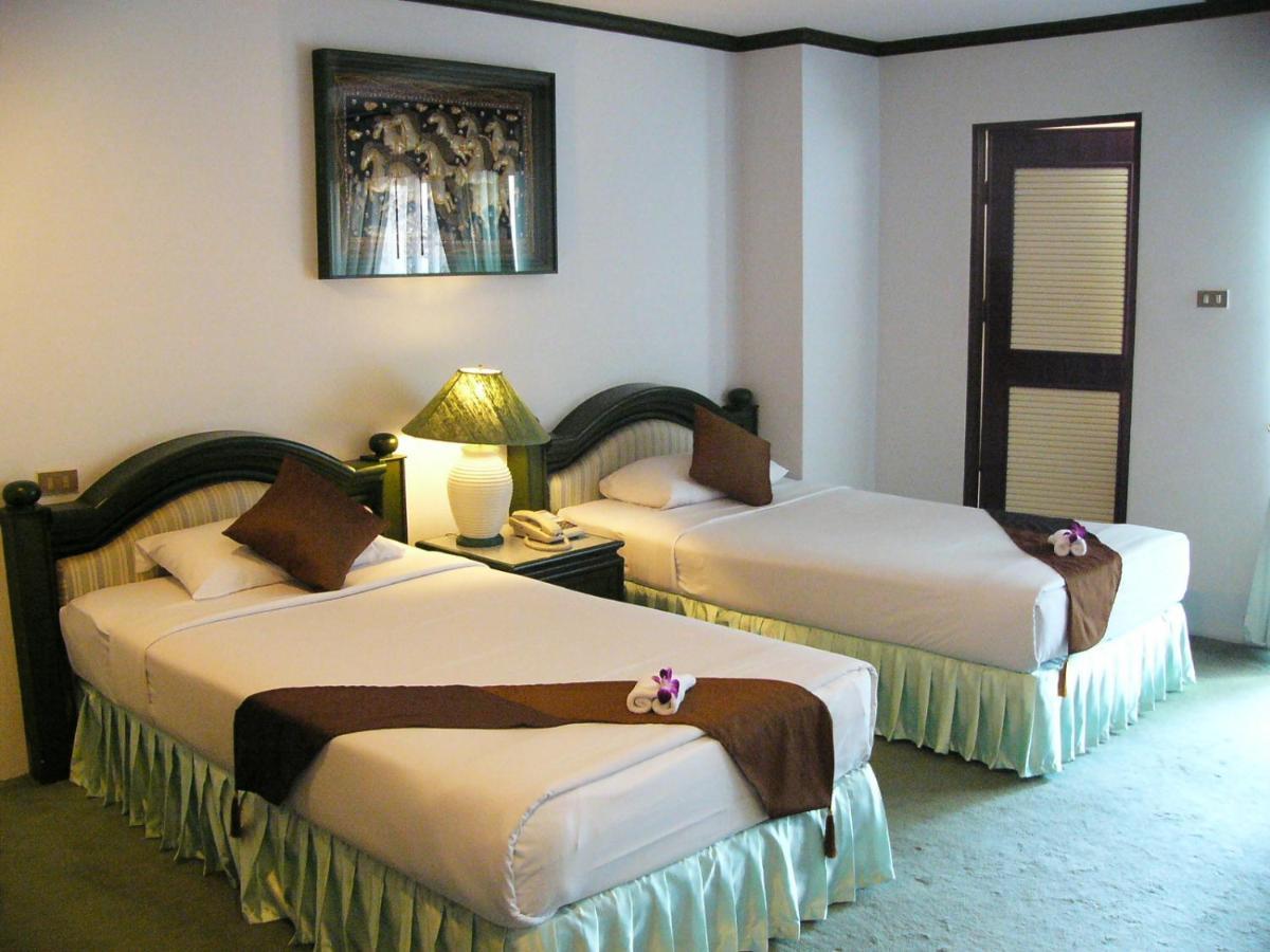 Chiangmai Ratanakosin Hotel Chiang Mai Extérieur photo
