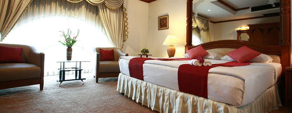 Chiangmai Ratanakosin Hotel Chiang Mai Extérieur photo