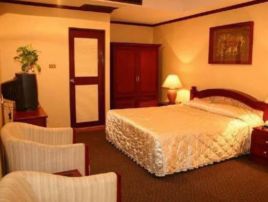 Chiangmai Ratanakosin Hotel Chiang Mai Extérieur photo